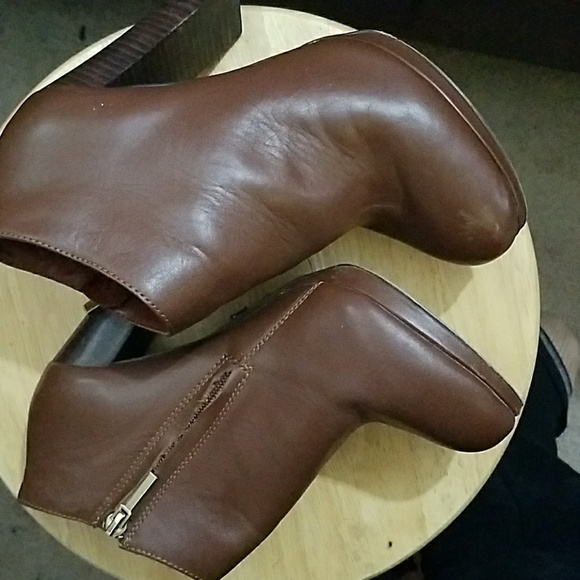 Victoria Secret Booties - Picture 5 of 8